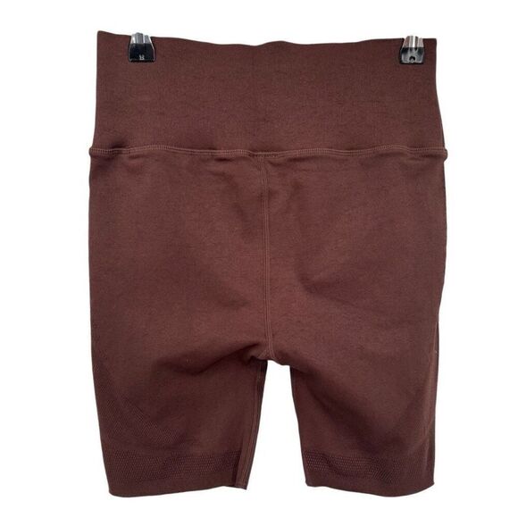 Fabletics High-Waisted Sculptknit  Short 6" Brown Size Large NWT - Picture 2 of 8